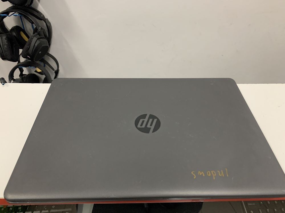 Ноутбук HP 250 G6   Intel(R) Celeron(R) CPU N3350