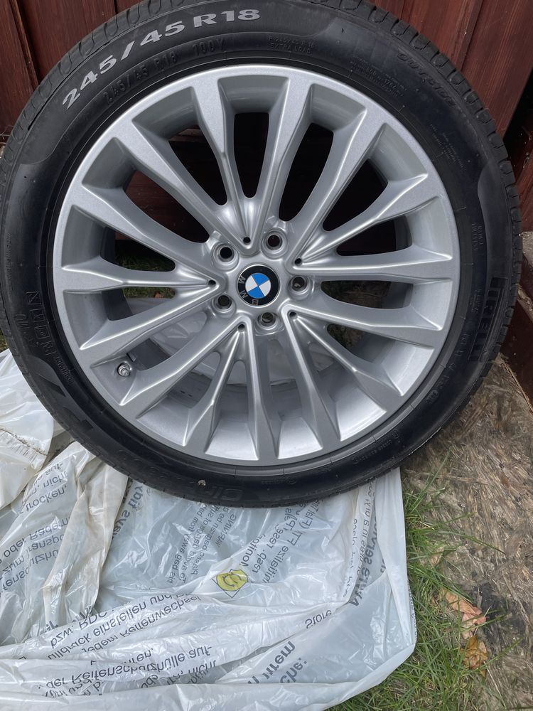 Opony letnie na felgach BMW 245 45 R18 nowe