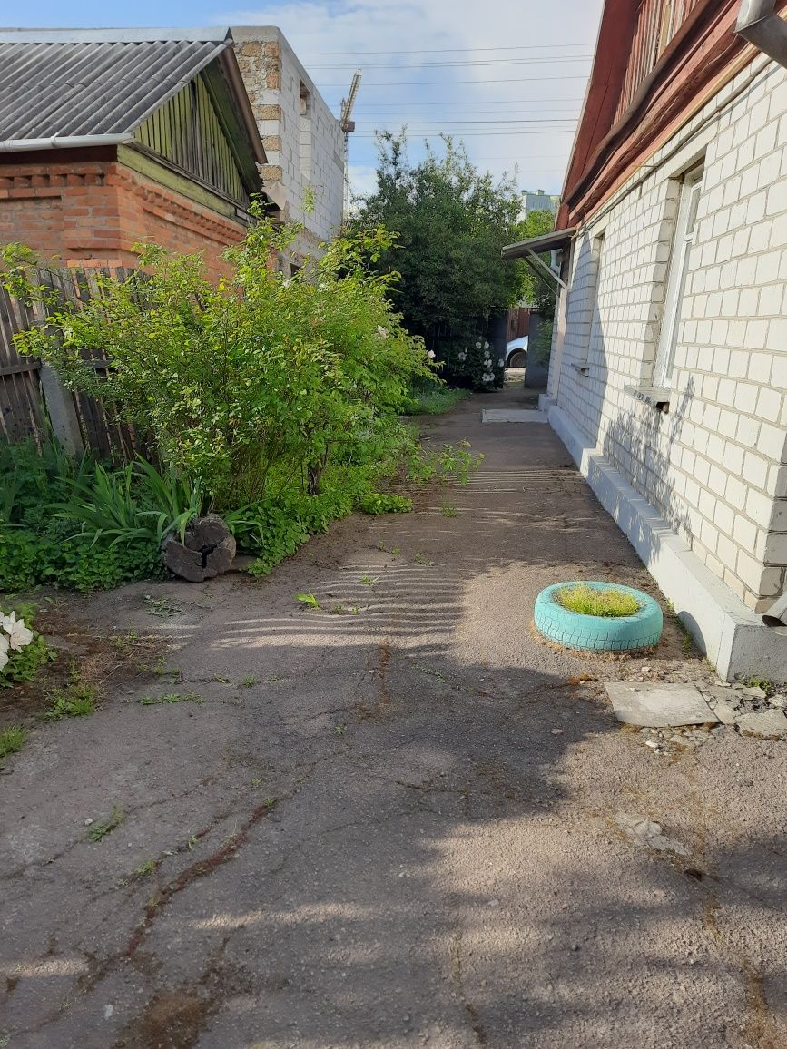 Продам півбудинка ЖИТОМИР  СІННИЙ РИНОК