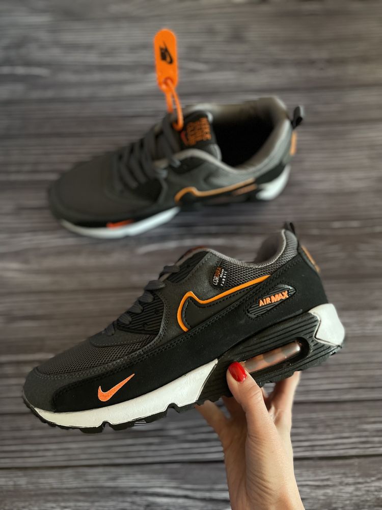 Стильні чоловічі кросівки Nike Air Max 90 Silver Orange