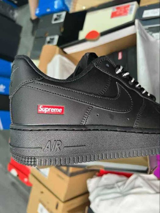 buty Espadryle Nike_Air_Force_1_Low_Supreme_Black Espadryle R.44.5