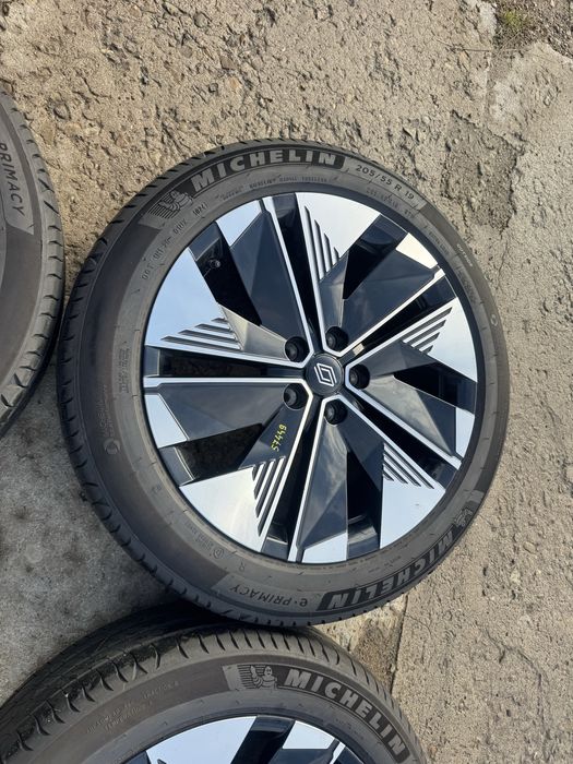 RENAULT Scenic E-Tech V 5 Koła alu felgi 205/55 R 19  403002,266R
