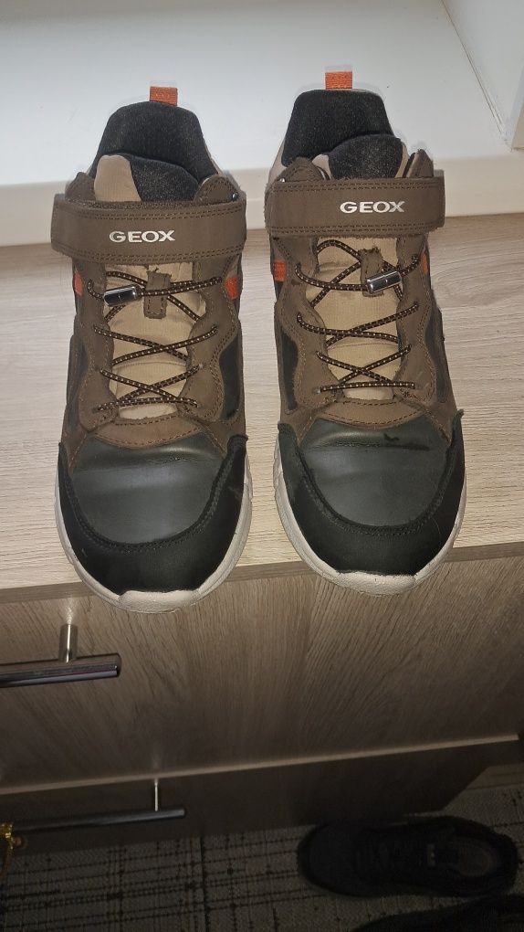 Ботинки Geox 39 для хлопця