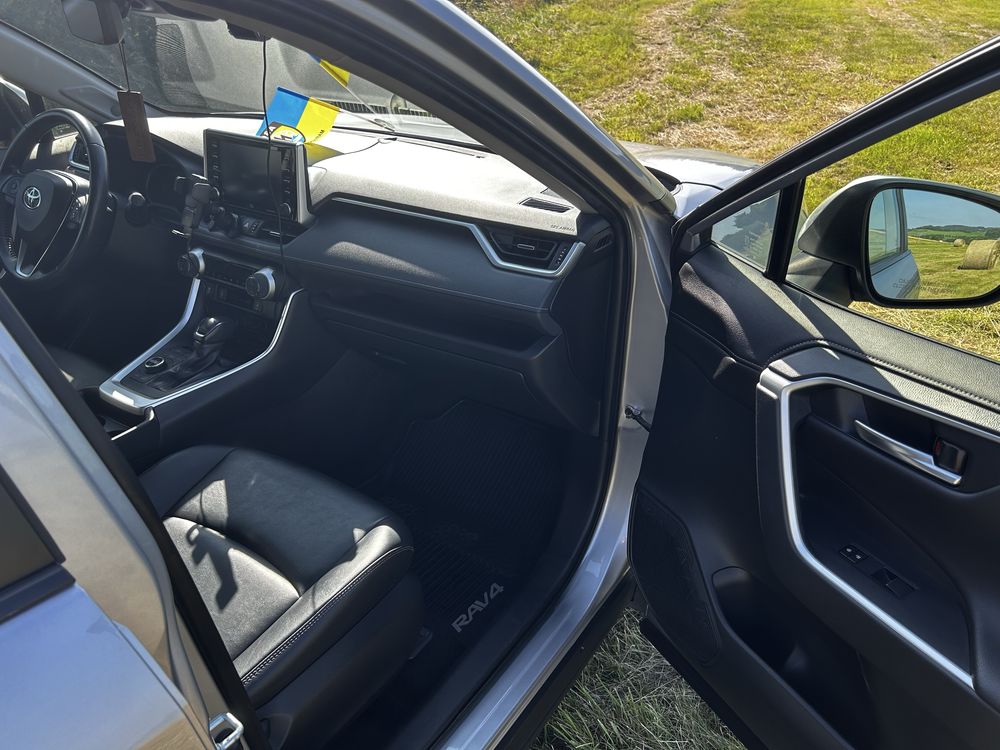Toyota RAV4 Limited