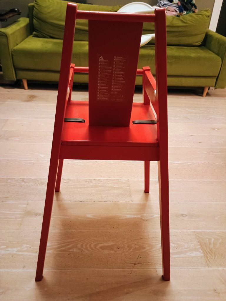 Drewniane Czerwone Krzesełko że stolikiem do Karmienia IKEA Blames