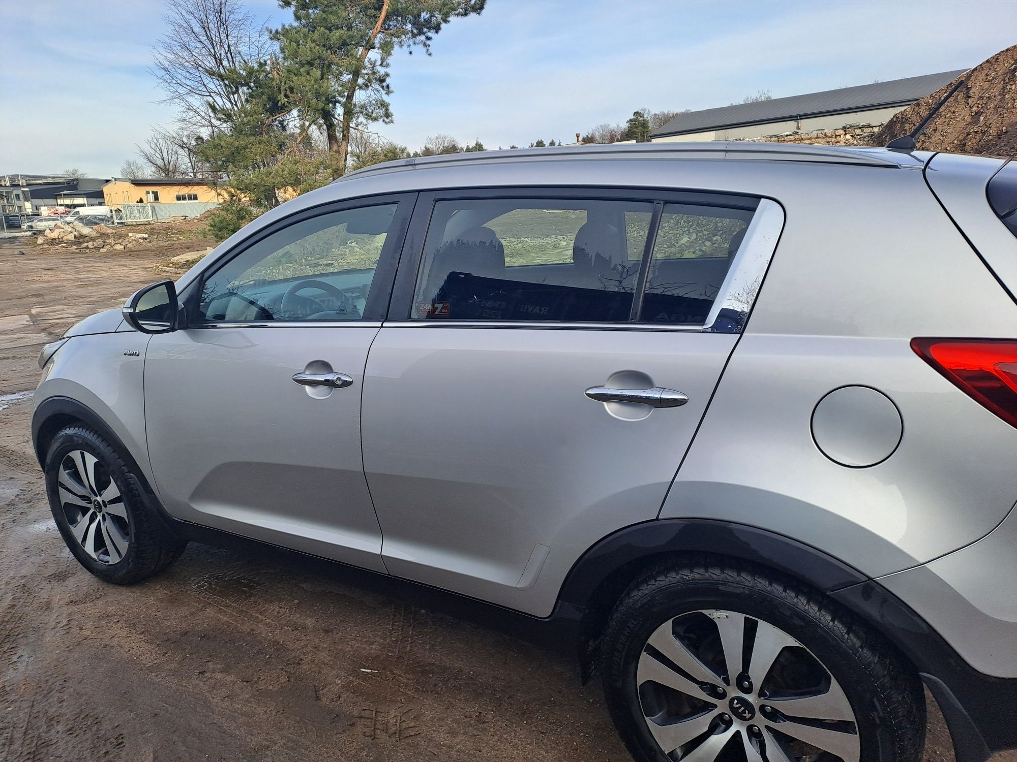 Kia Sportage automat 184 KM 4x4 przebieg 132  tys