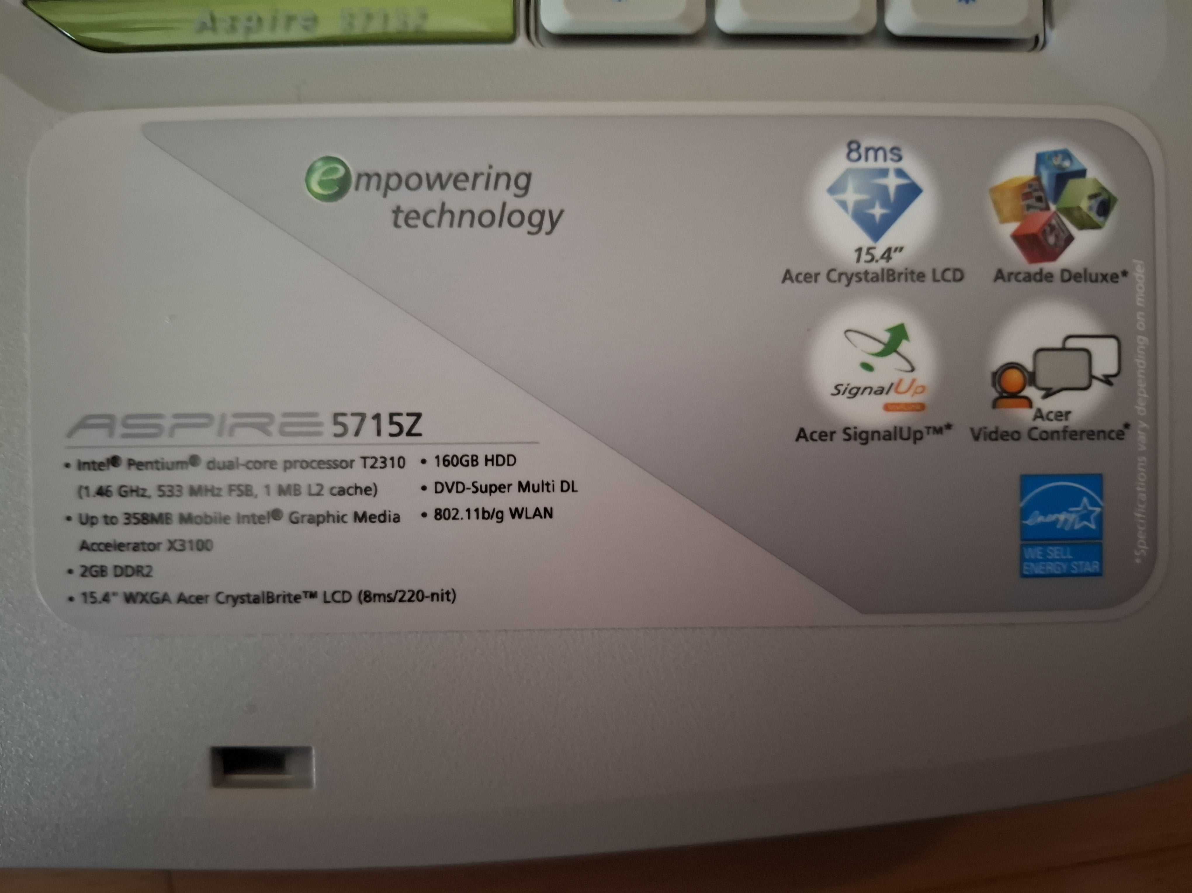 Portátil Acer Aspire 5715Z
