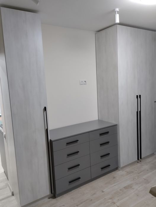 Меблі в наявності та під замовлення