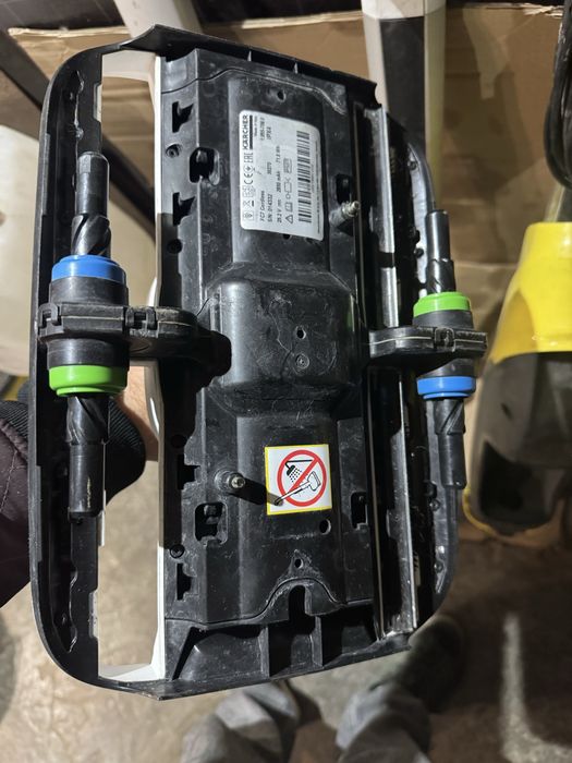 Продам швабру пылесос Karcher FC7 Karcher FC5