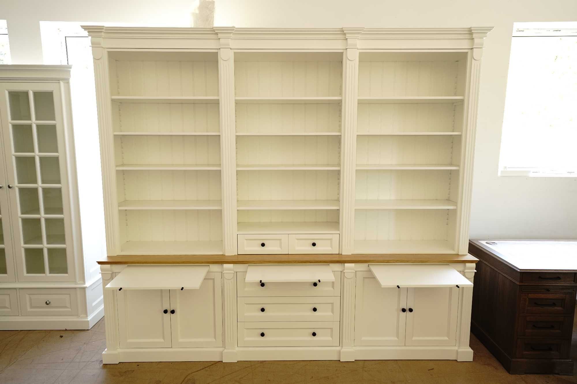 Biblioteka Amsterdam wprost od Producent przecena 24000na 19000