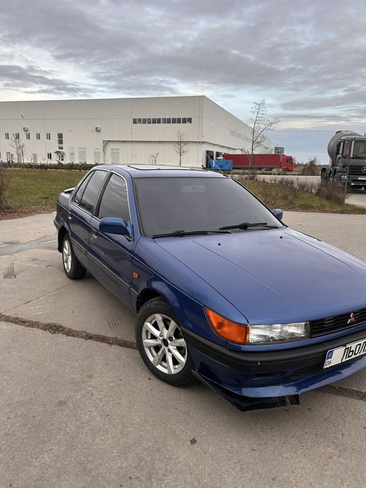 Мицубиси лансер/lancer/mitsubishi/ 1.8d