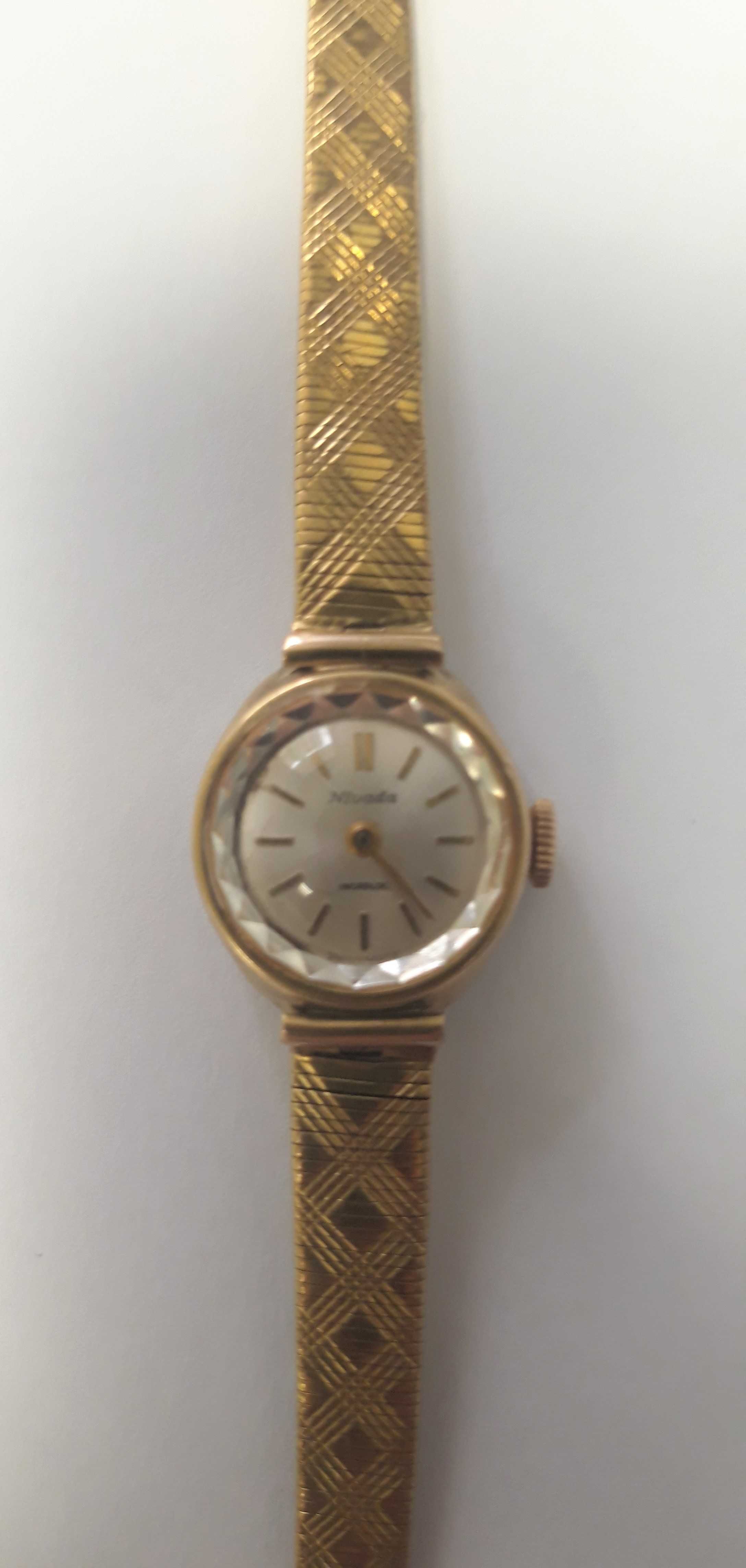 Relógio de senhora Nivada vintage