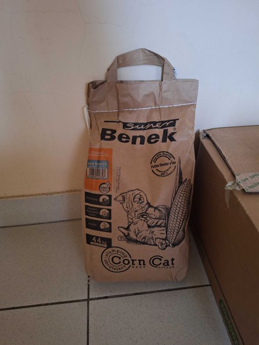 Żwirek kukurydziany. Kot. 4 paczki