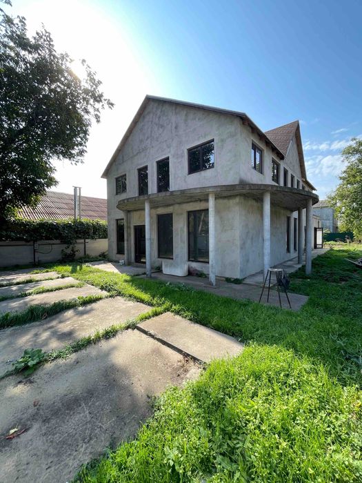 Продам Дом , Здание в центре города