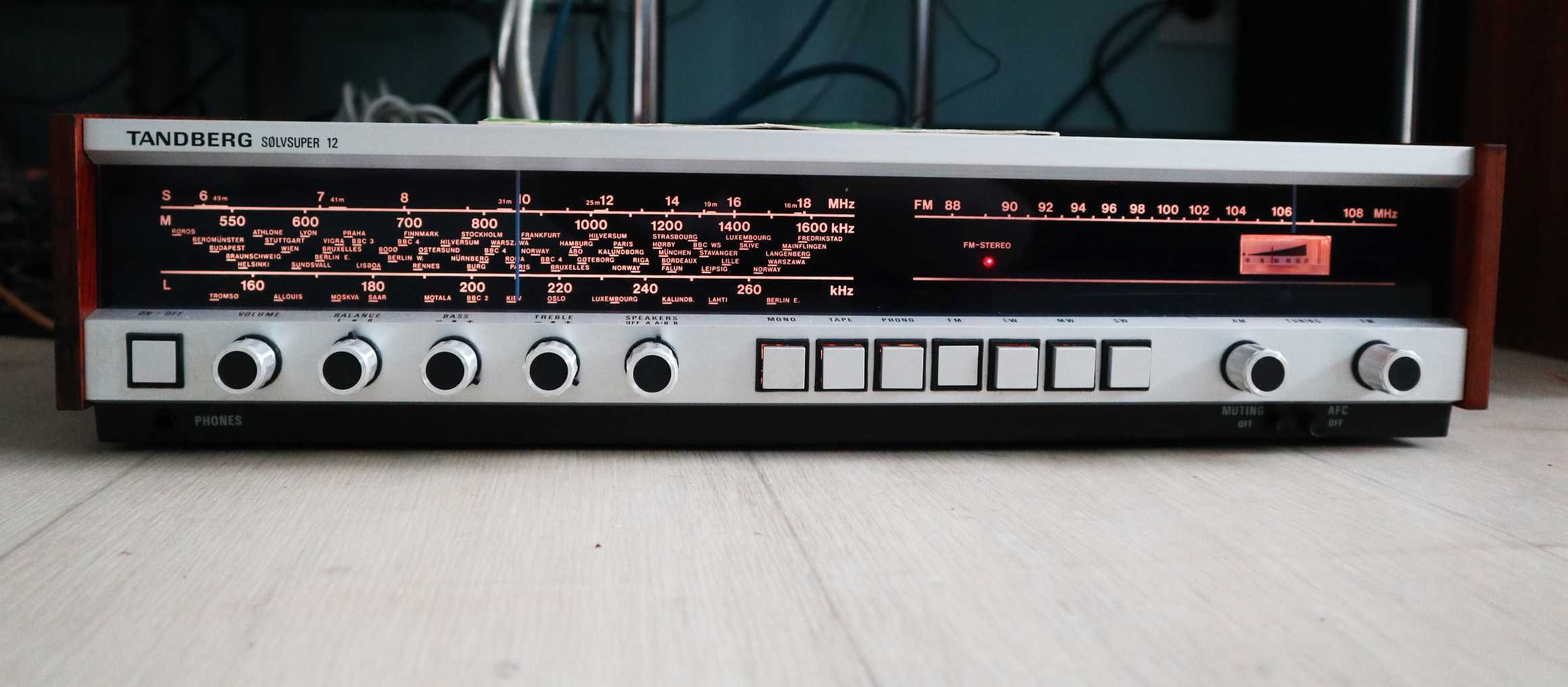 Ресивер усилитель Tandberg solvsuper 12 как новый с паспортом 1976 год
