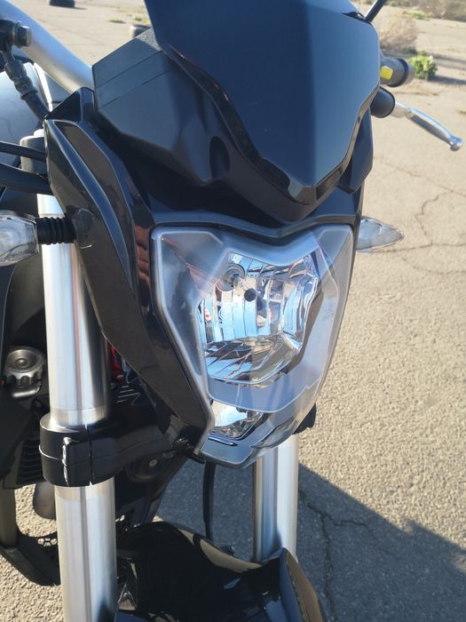 Benelli TNT 250 — живий, маневрений і надійний