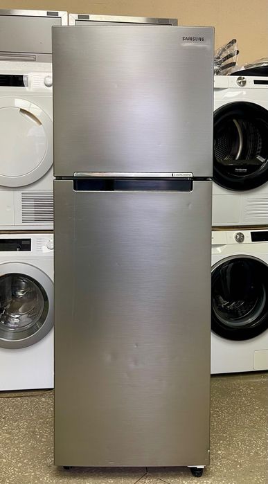 Холодильник Samsung
