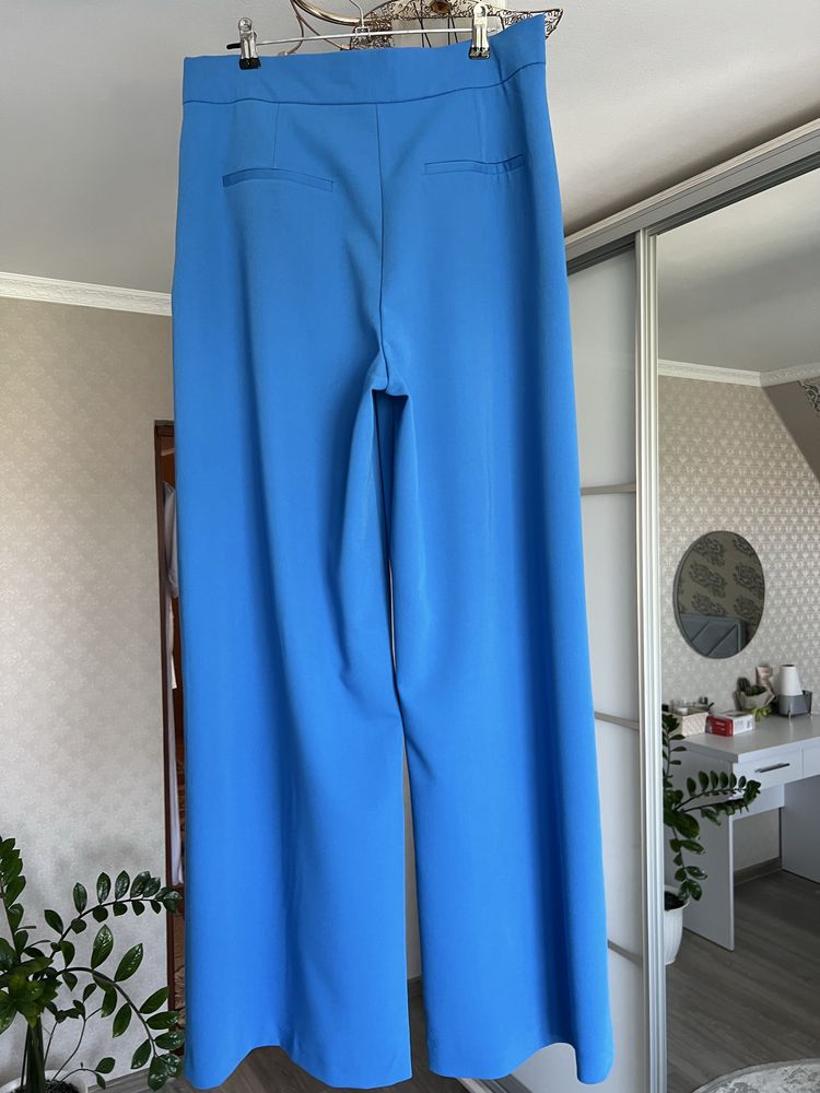 Яскраві блакитні широкі штани брюки Wide legL Л 40