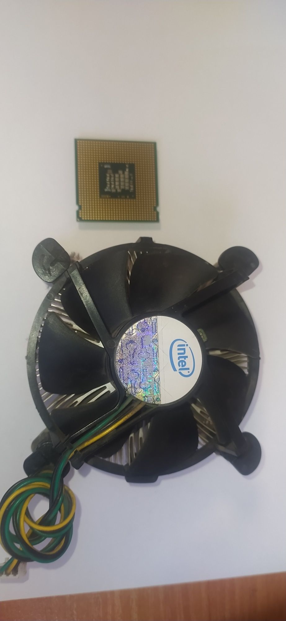 Процесор Intel Celeron SL9XN 1.8GHz