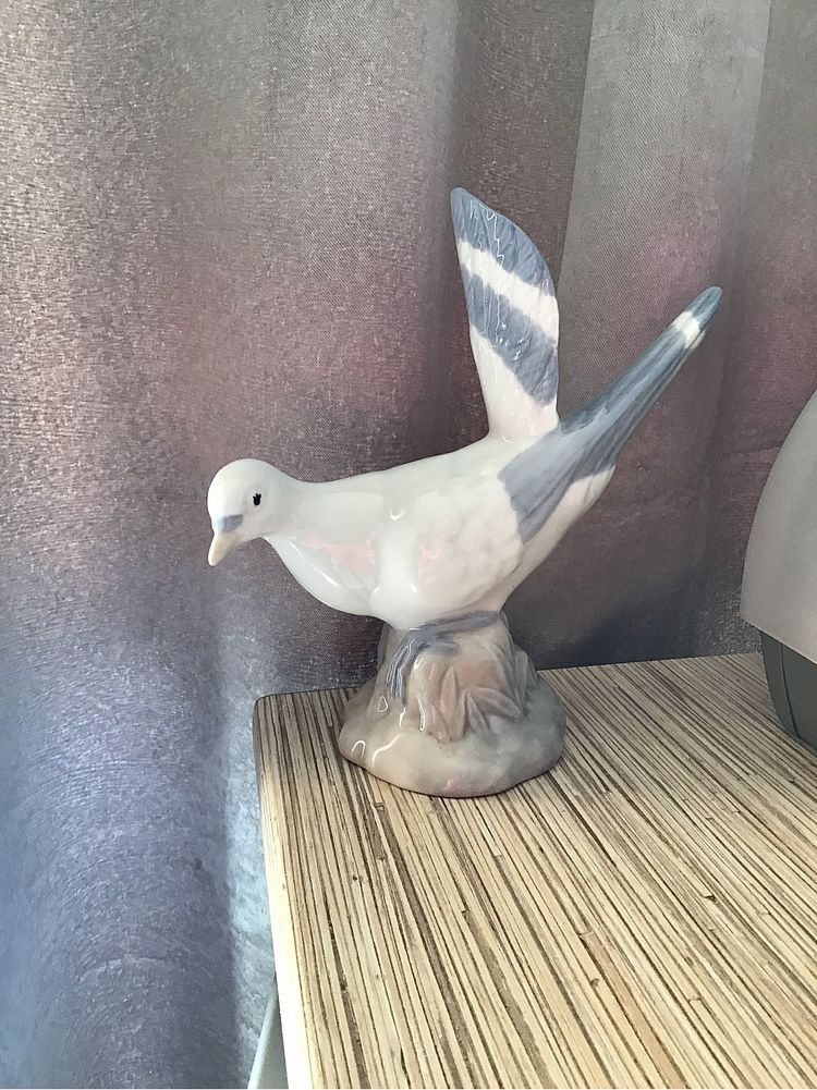 Сувенір статуетка голуб птах