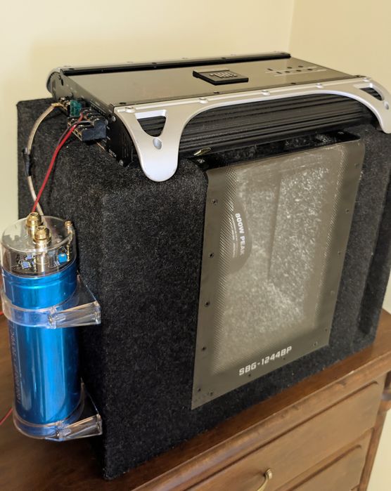 Zestaw Car audio subwoofer Alpine wzmacniacz JBL kondensator BOA