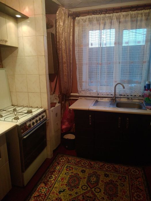 Здається  будинок 7 км від Львова