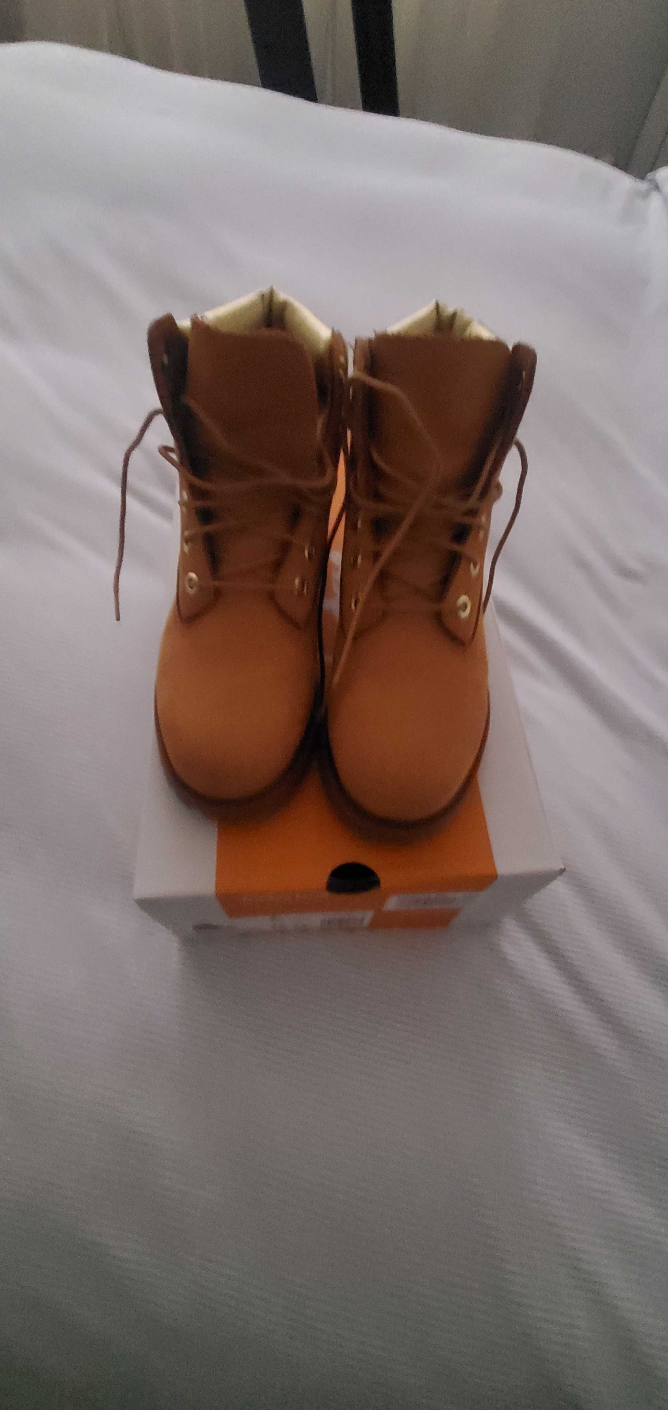 Botas Timberland camurça novas