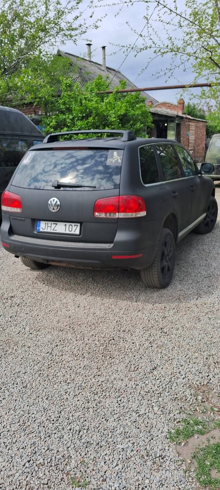 Volkswagen Touareg