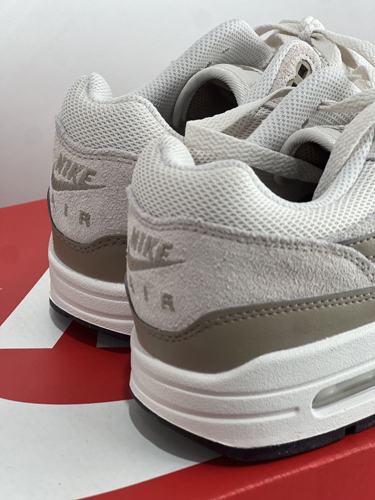 Кросівки Nike Air Max 1 ess найк аир макс