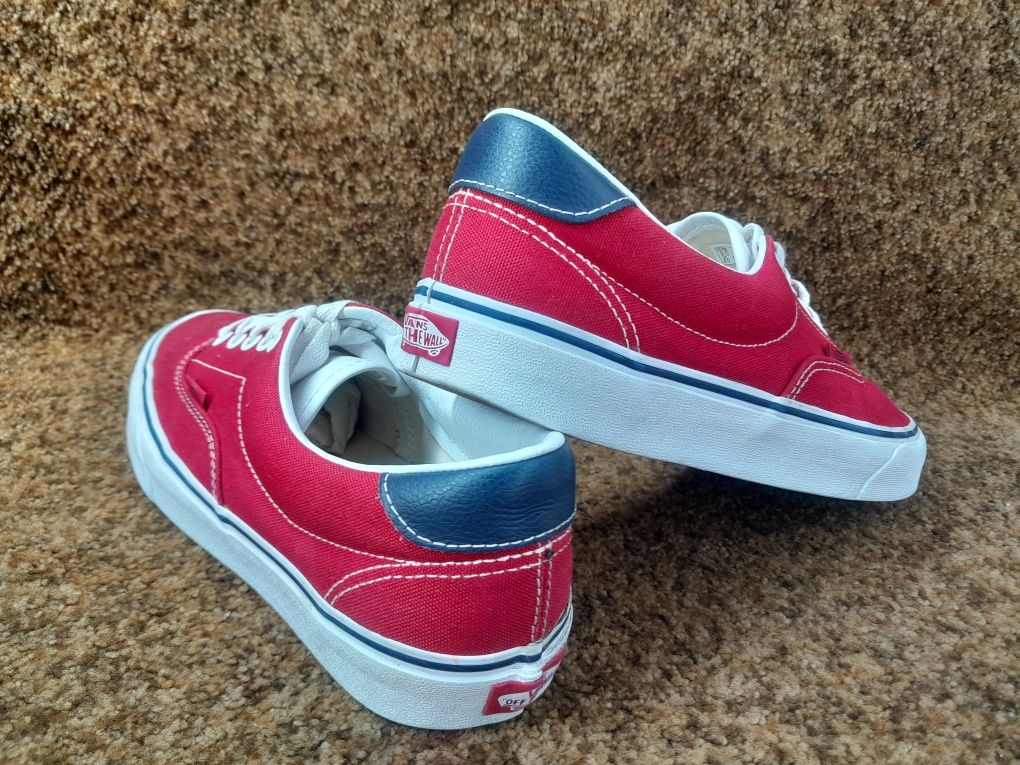 Мокасини,кросівки оригінал Vans Of The Wall 42,41 розмір.