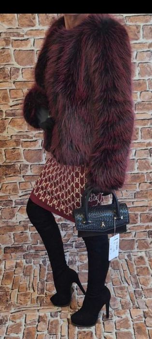 Futro Bonni Jacket w kolorze bordowym Marki Guess