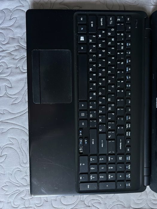 ноутбук acer у гарному стані