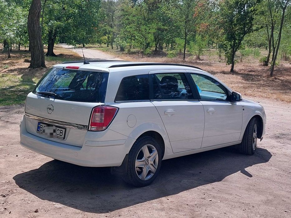 Opel Astra 1.7d 6ст.