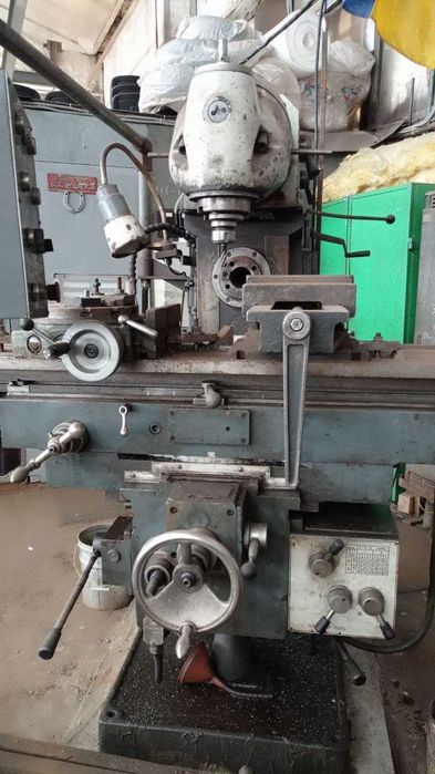 6Р83Ш Верстат універсально-фрезерний FDB Maschinen UF 200