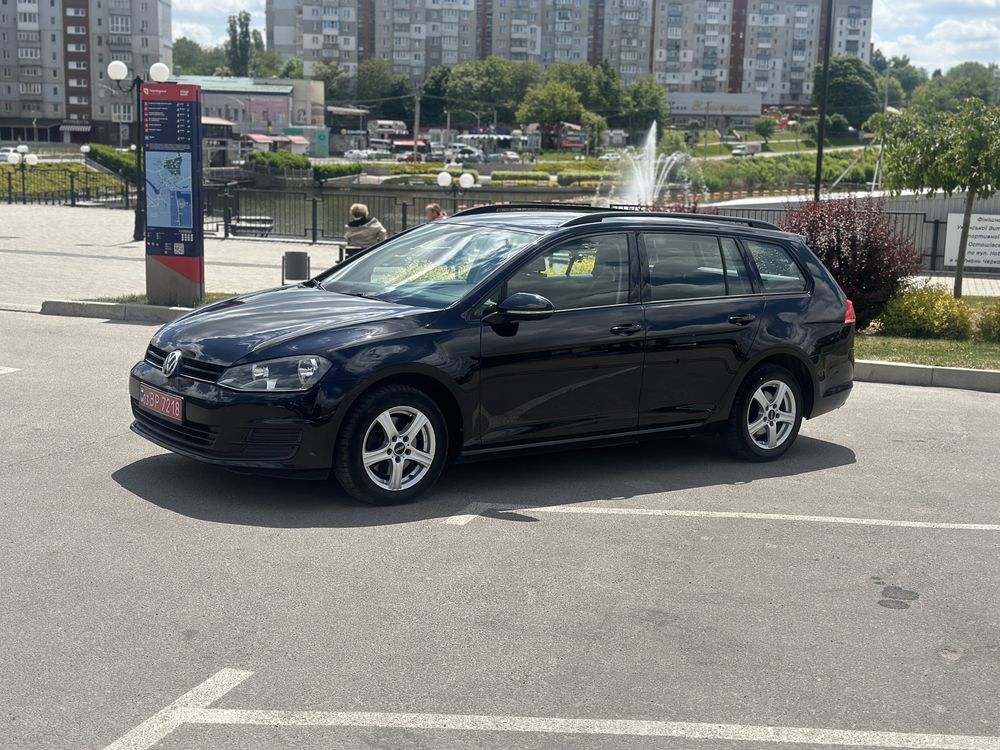 Продам Volkswagen Golf7!!