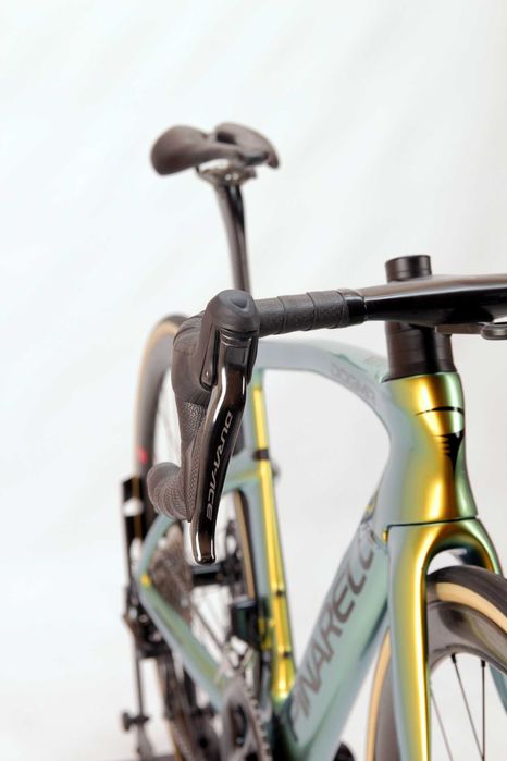 Rower szosowy PINARELLO DOGMA F Disc Shimano Dura Ace Di2, roz. 46,5