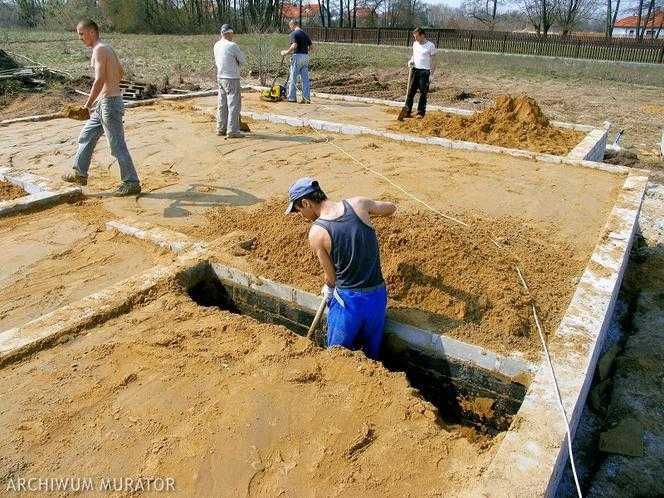 PIACH PIASEK do murowania tynków wylewek zasypywania fundamentów