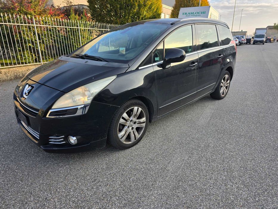 Peugeot 5008  2.0d 160ps automat   panorama Posiadam inne auta z włoch