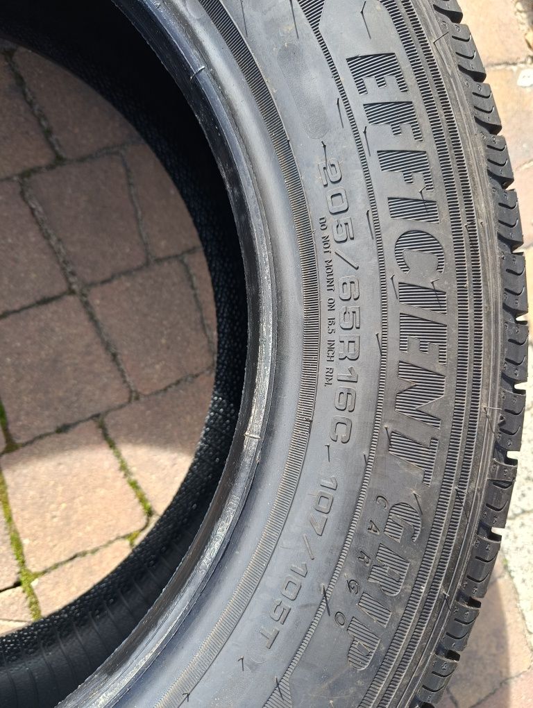 Goodyear EfficientGrip Cargo 205/65 R16  107/105 T