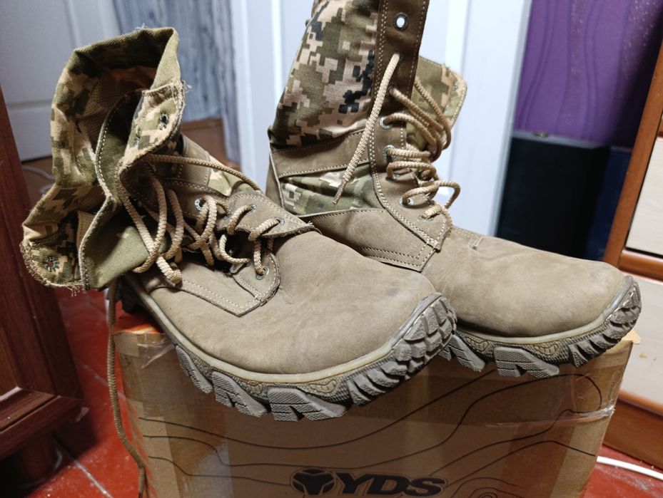 Літні берці 43 розмір