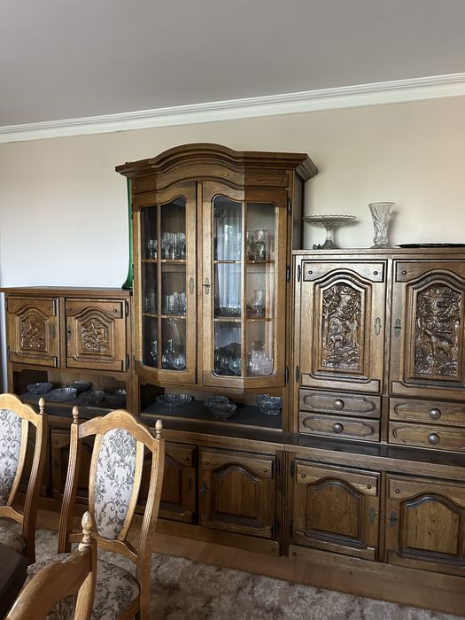 Meble dębowe rzeźbione