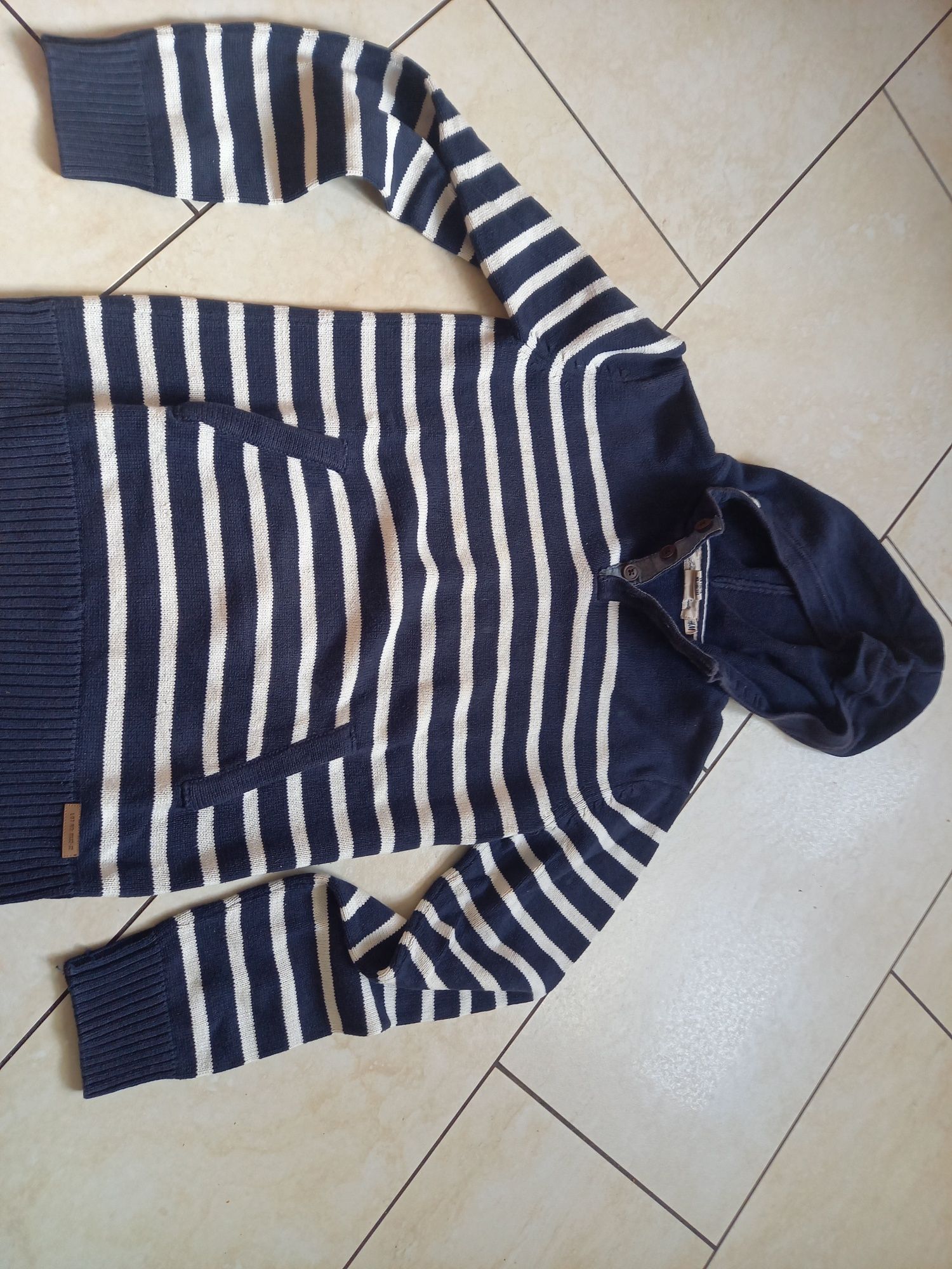 Sweter z h&m cieply  146-152