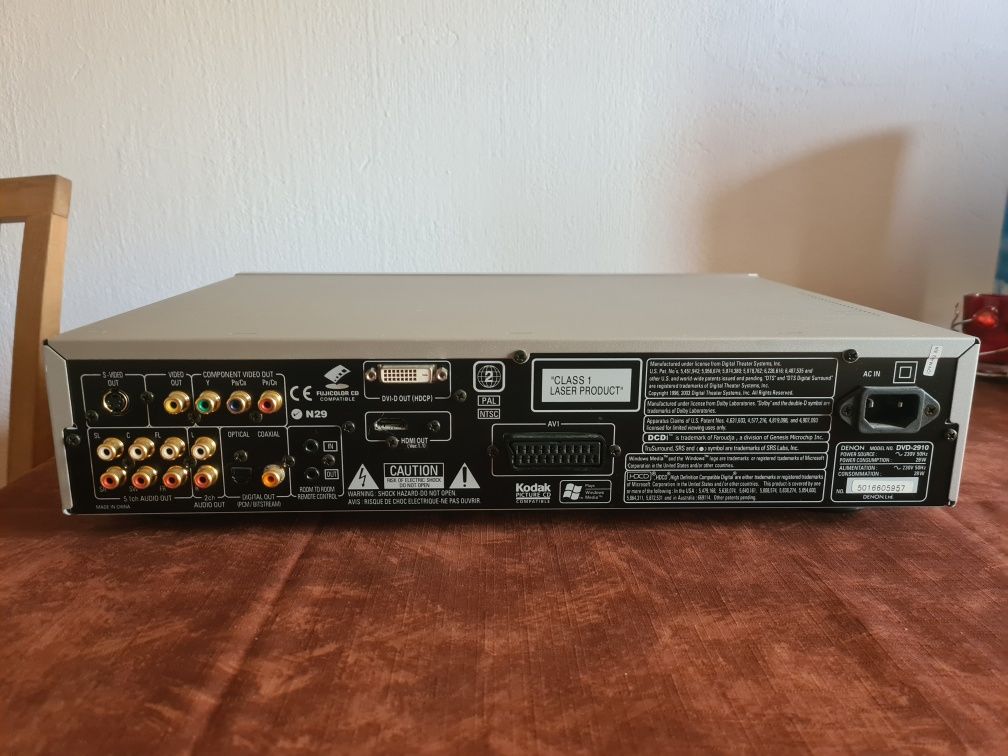 DVD 2910 z oryginalnym pilotem w stanie bardzo dobrym