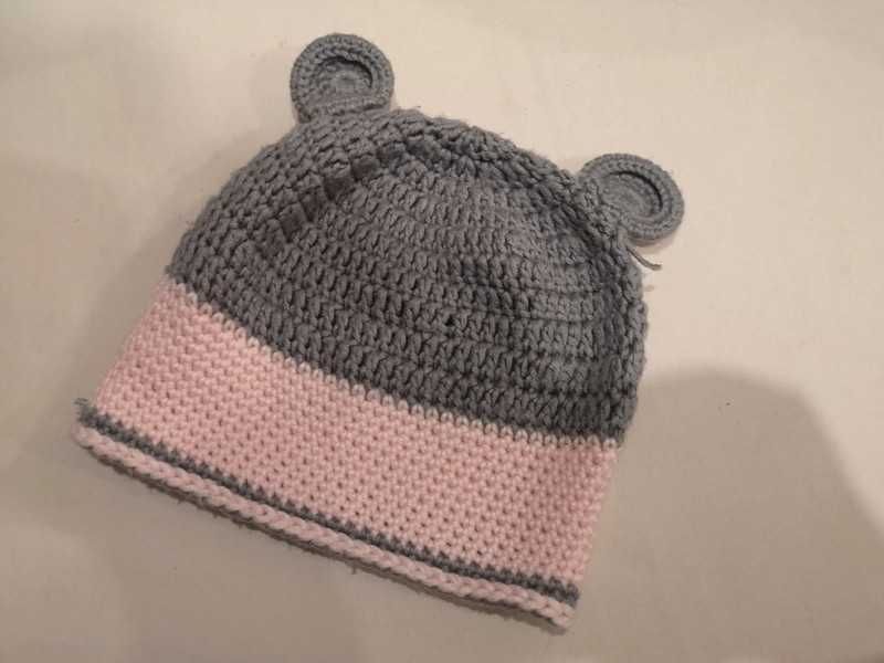 Hand made wełniana czapka szaro różowa z uszkami 6-18m.