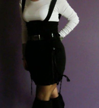 Spódniczka na szelkach