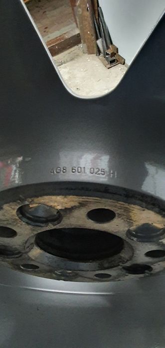 Felga aluminiowa Audi 5X112 R17