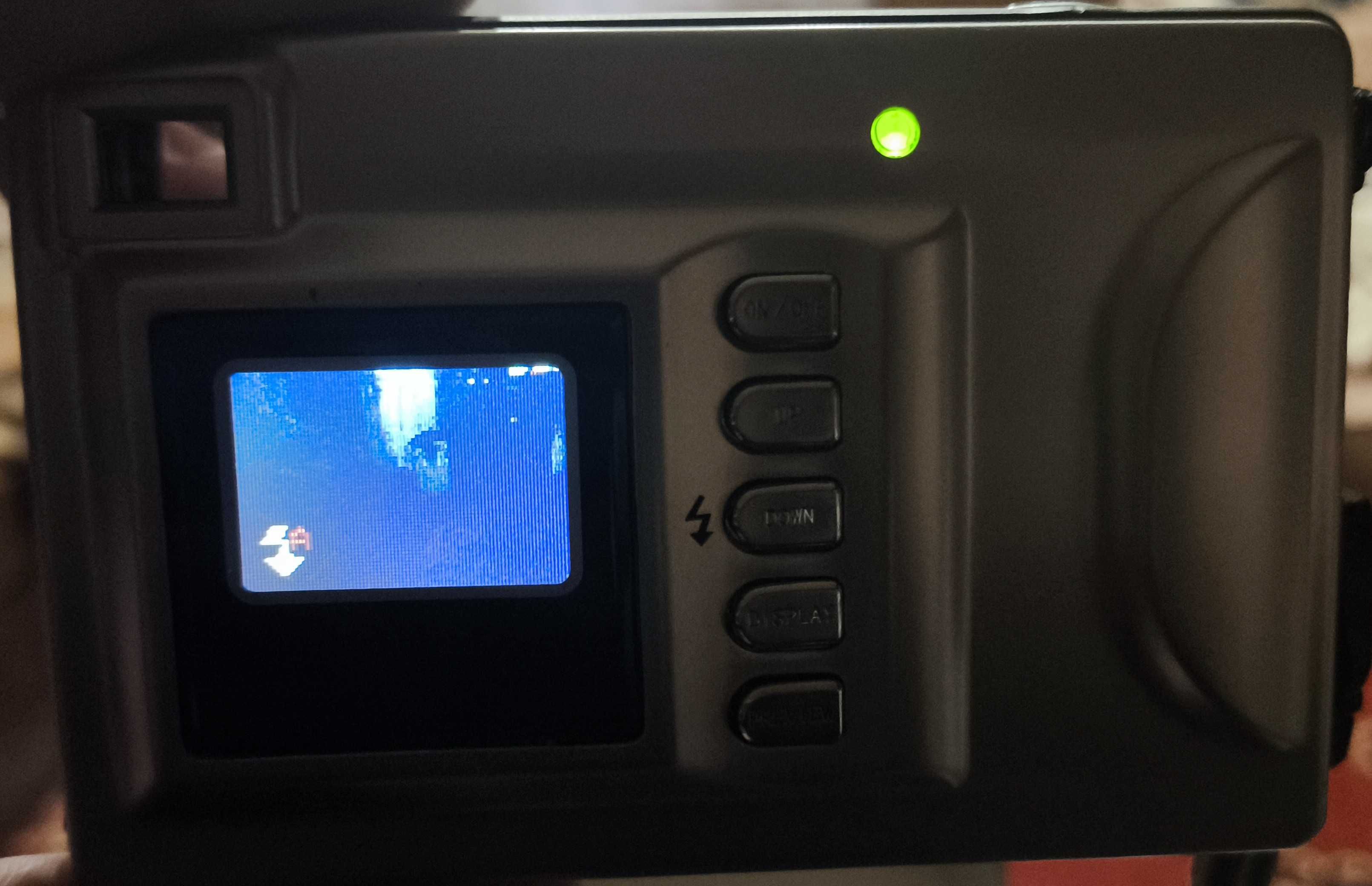 Цифровой фотоаппарат и видеокамера DV/DC-4