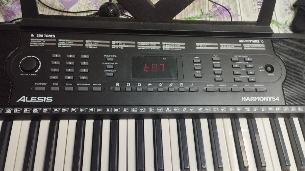 Teclado musical para iniciantes e quem queira arranjar