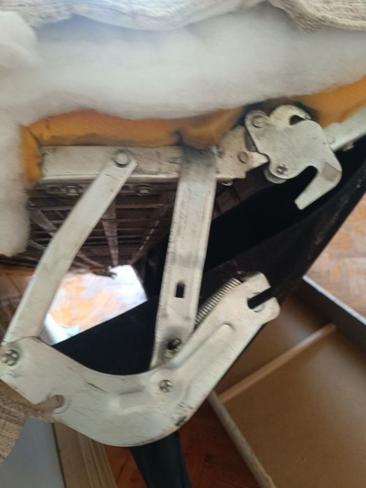 Розкладний диван книжка, диван в спальню, під ремонт реставрацію