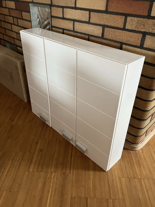 Szafki lazienkowe, wiszące białe połysk lakierowane